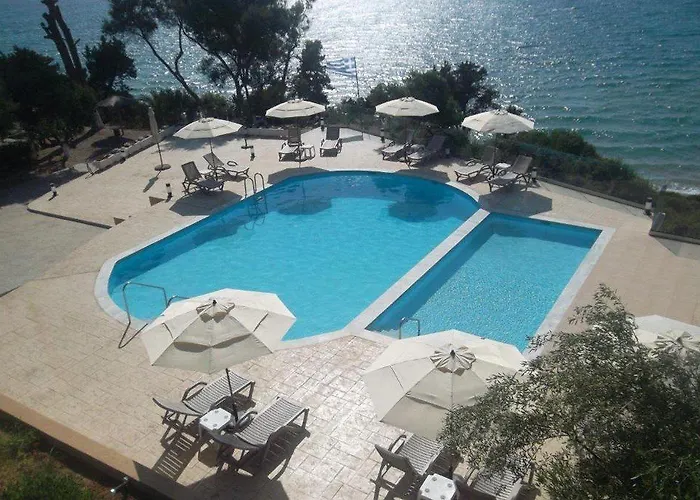 Kastro Beach Hotel Aparthotel 3*