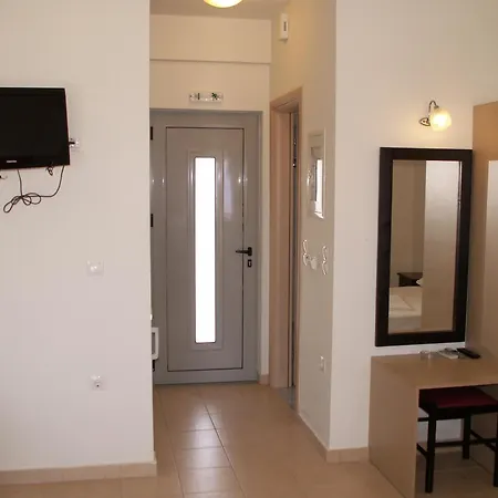 Kastro Beach Hotel Aparthotel 3*