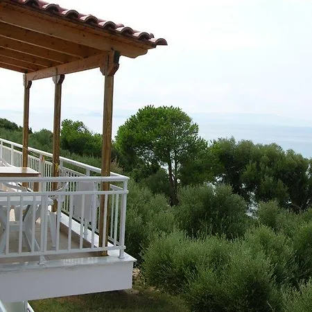 Kastro Beach Hotel 3*