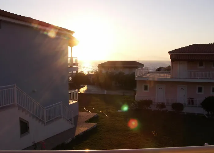 Aparthotel Kastro Beach Hotel 3*