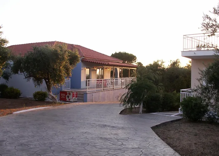 Aparthotel Kastro Beach Hotel 3*