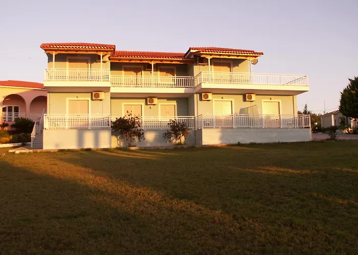 Aparthotel Kastro Beach Hotel 3*